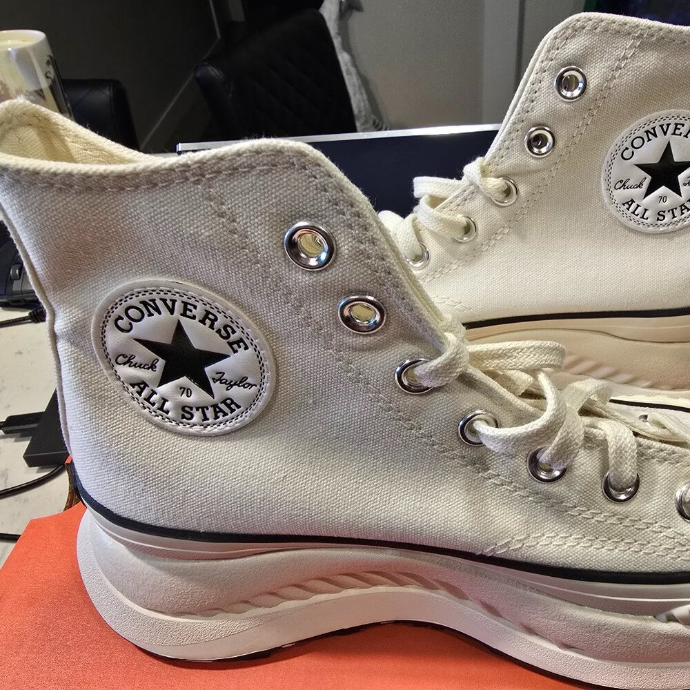 New Converse Chuck 70 AT-CX Future Comfort Shoes Vintage White Women's Size 6.5